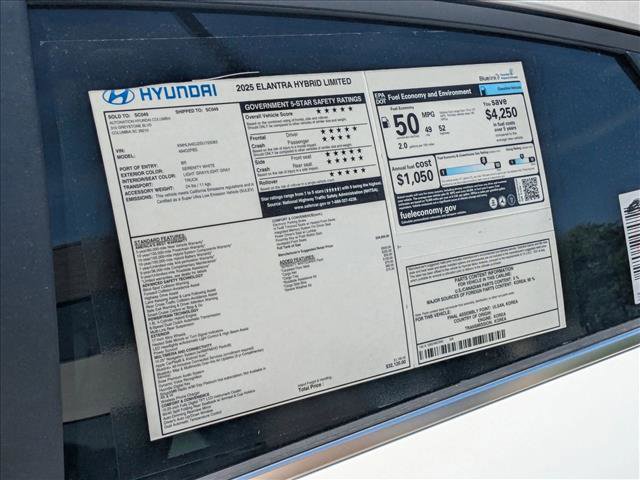 New 2025 Hyundai Elantra Limited image 25