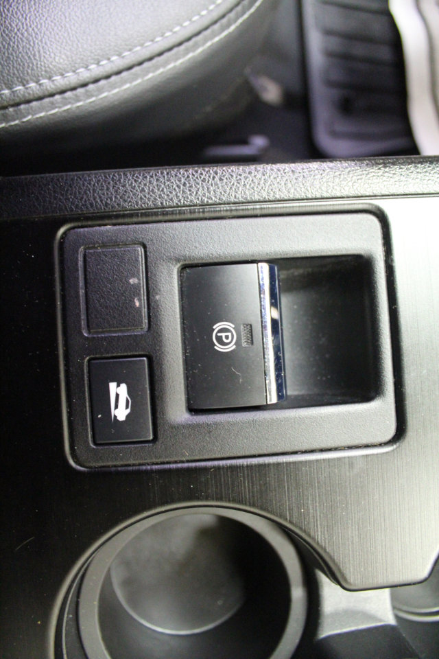 Used 2016 Subaru Legacy 2.5i Limited image 20