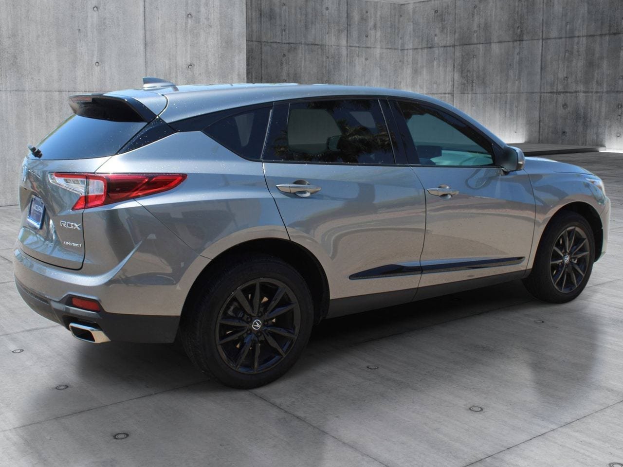 Certified 2025 Acura RDX SH-AWD image 5