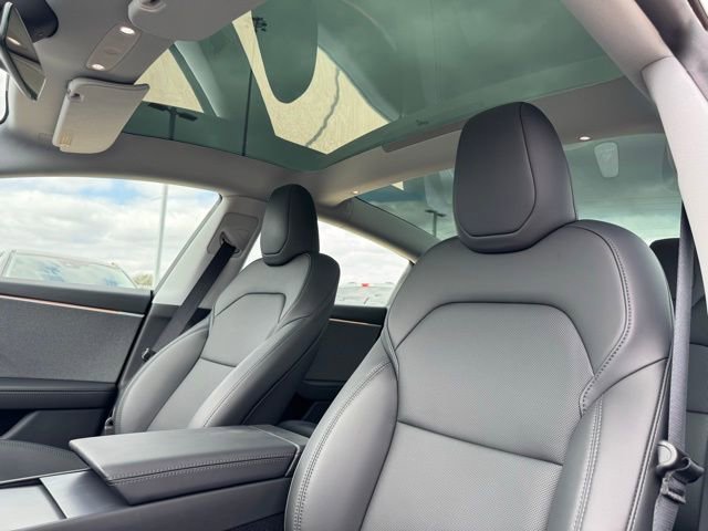 Used 2025 Tesla Model 3 Long Range image 13