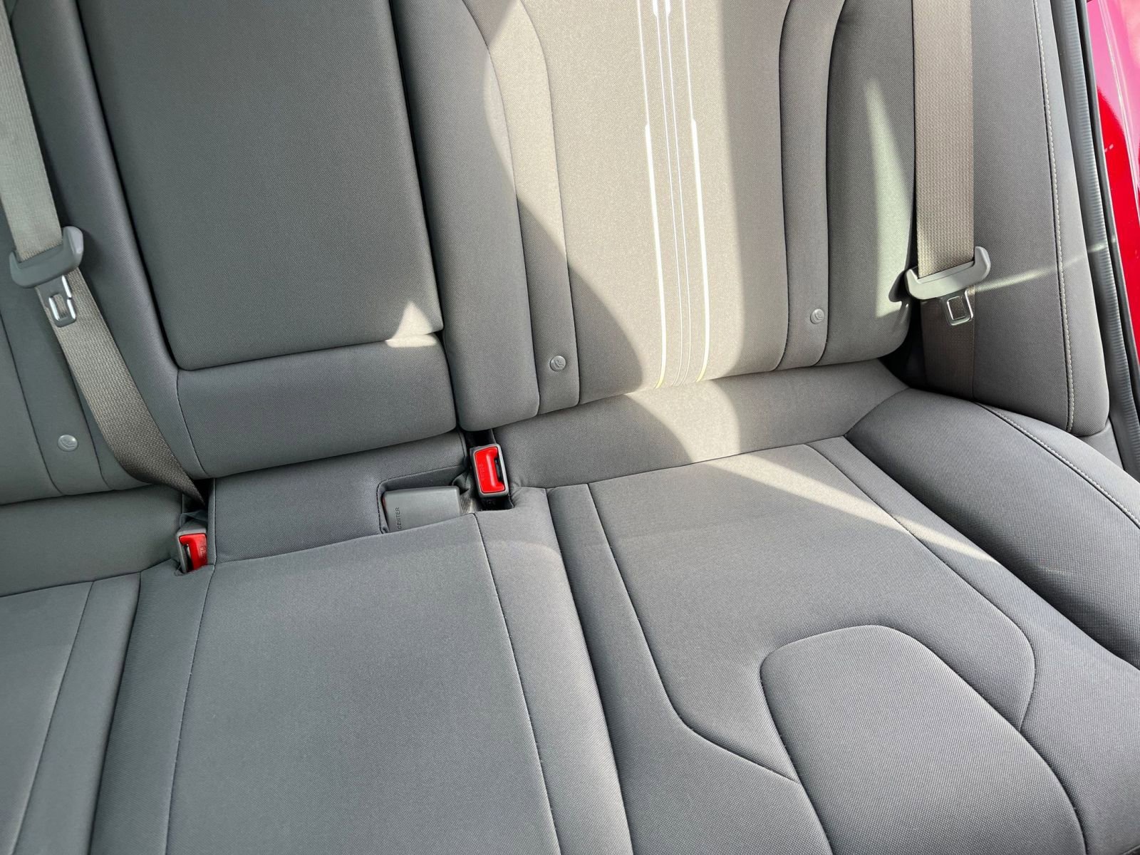 Used 2025 Hyundai Elantra SEL FWD image 40