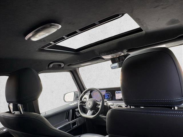 Used 2025 Mercedes-Benz G 580 w/ EQ Technology image 17