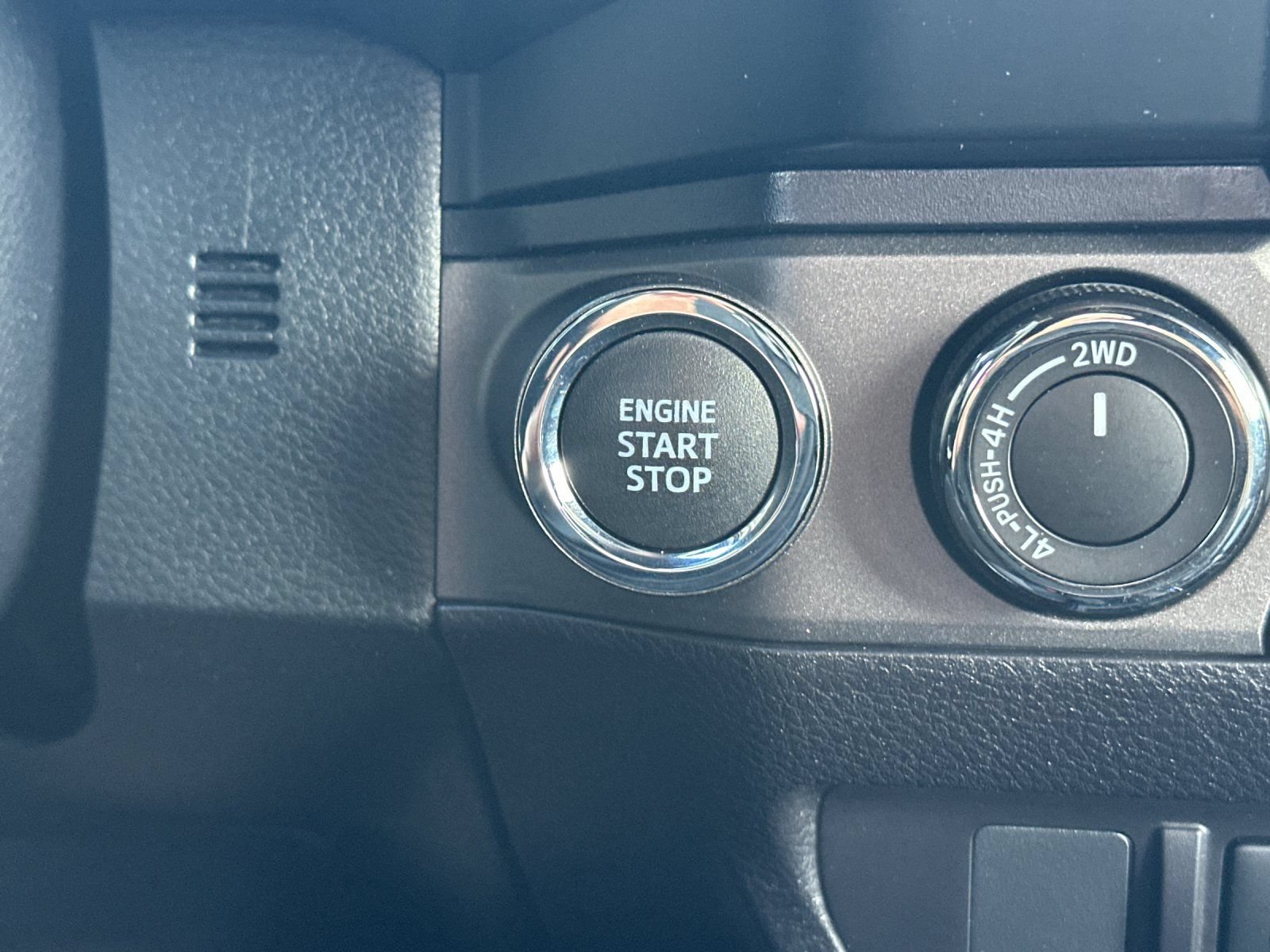 Used 2021 Toyota Tacoma TRD Sport AWD/4WD image 20