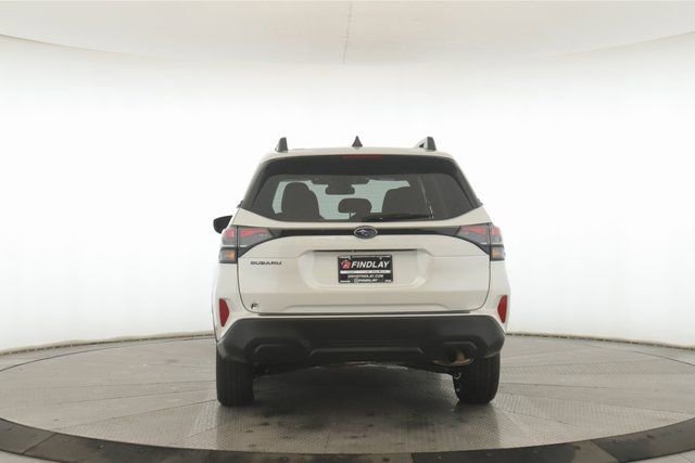 Used 2025 Subaru Forester Premium image 11