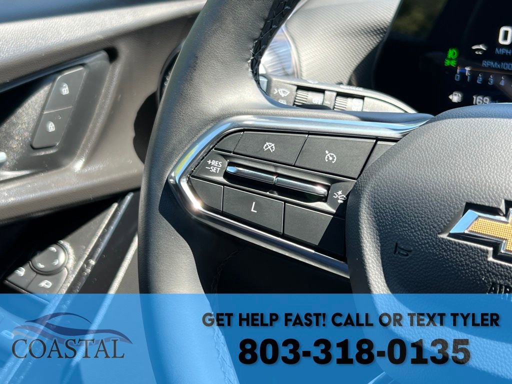 Used 2025 Chevrolet Equinox LT w/ Convenience Package II image 32