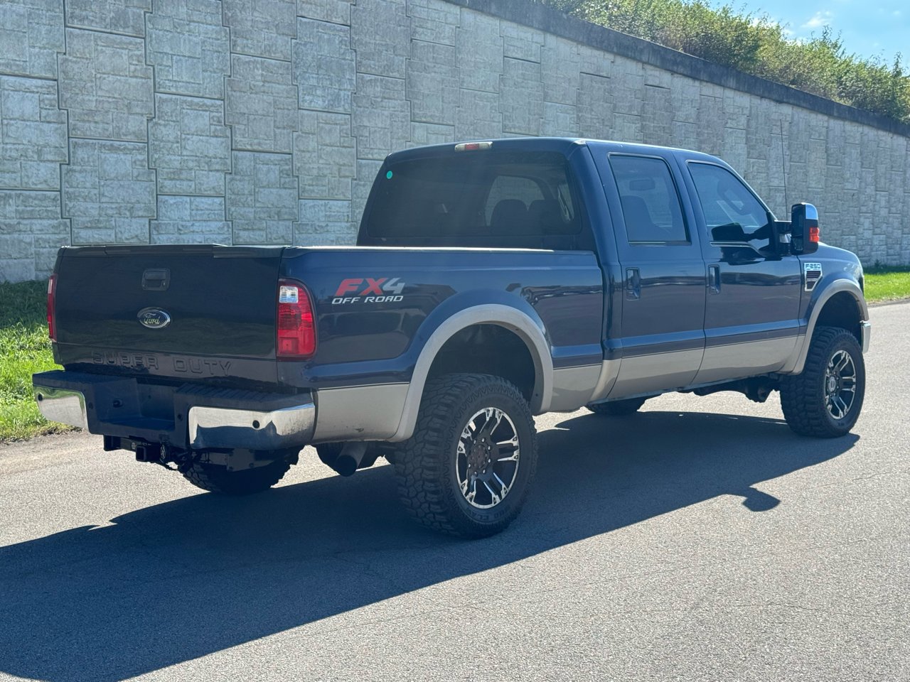 Used 2010 Ford F250 Lariat AWD/4WD image 5