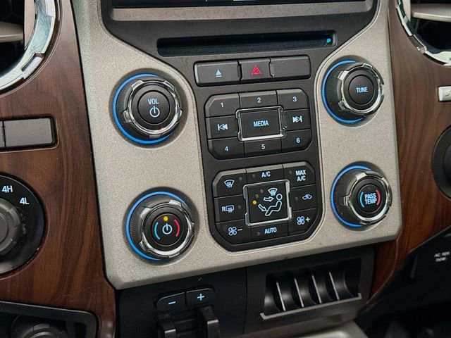 Used 2016 Ford F250 Lariat w/ Lariat Ultimate Package AWD/4WD image 17