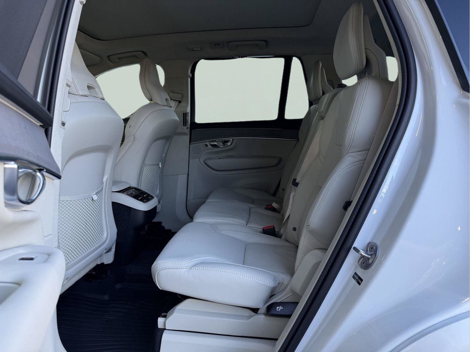 Used 2026 Volvo XC90 B6 Ultra w/ Lounge Package AWD/4WD image 20