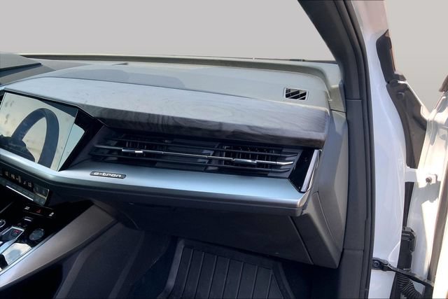 Used 2023 Audi Q4 e-tron Premium Plus w/ Premium Plus AWD/4WD image 16