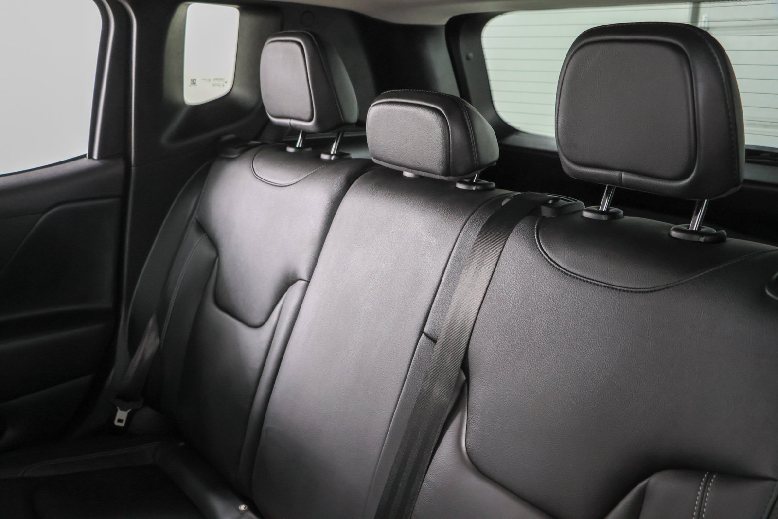 Used 2023 Jeep Renegade Limited AWD/4WD image 24