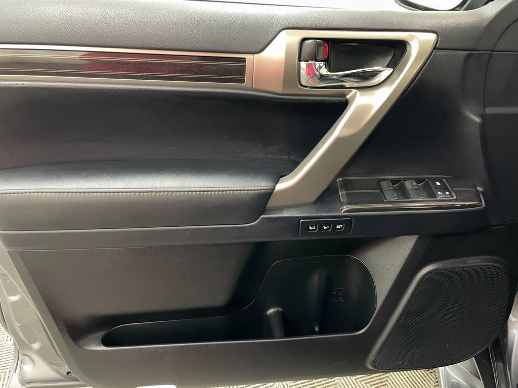 Used 2021 Lexus GX 460 Premium image 31