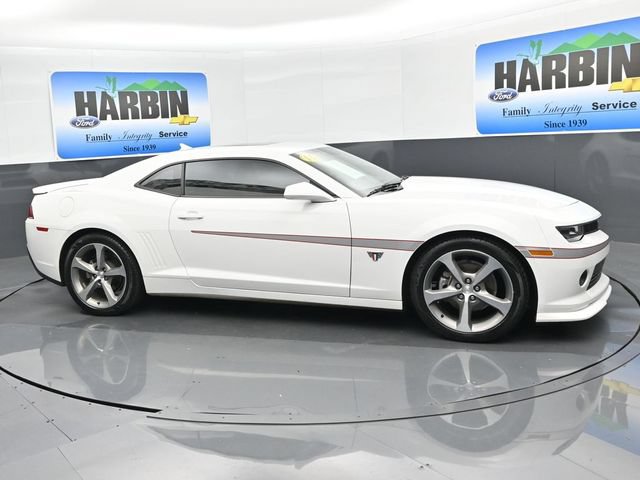 Used 2015 Chevrolet Camaro LT w/ Commemorative Special Edition RWD image 7