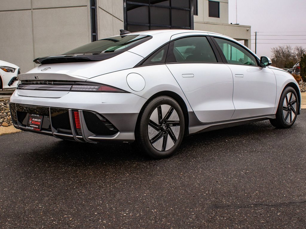 Used 2023 Hyundai Ioniq 6 SE image 6