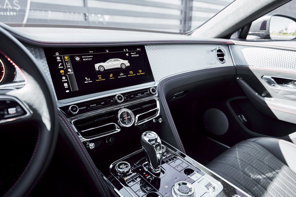 Used 2023 Bentley Flying Spur V8 image 67