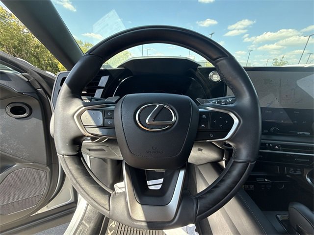 Used 2024 Lexus RX 350 AWD image 14