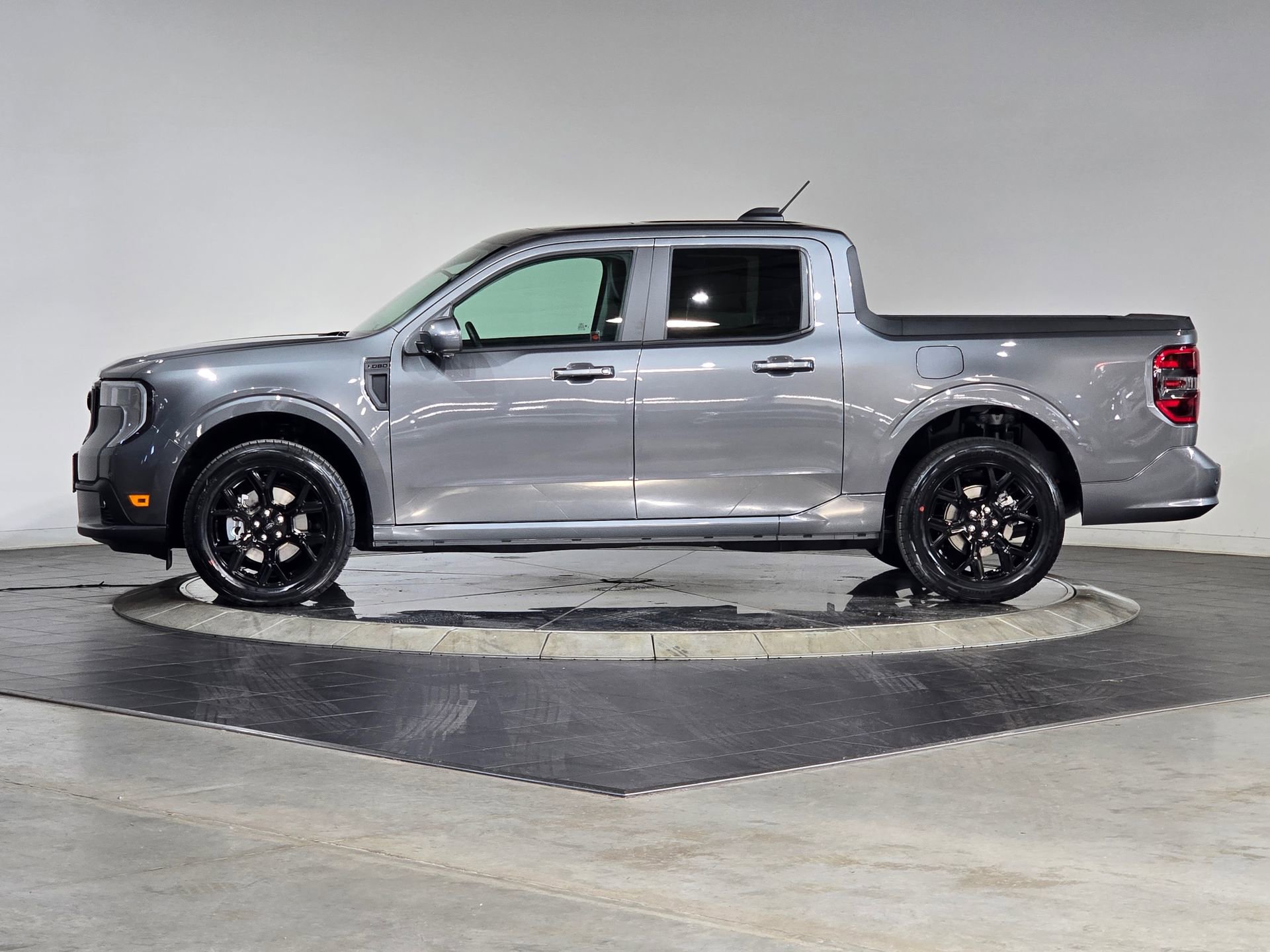 New 2026 Ford Maverick Lobo image 7