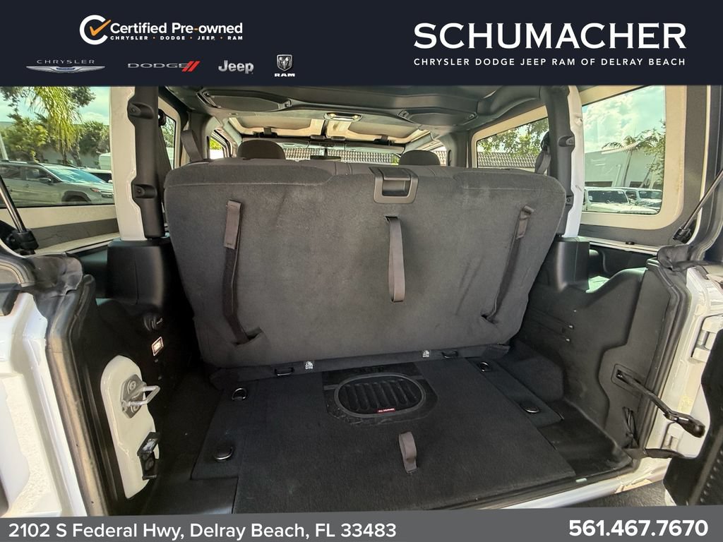 Used 2023 Jeep Wrangler Rubicon AWD/4WD image 14