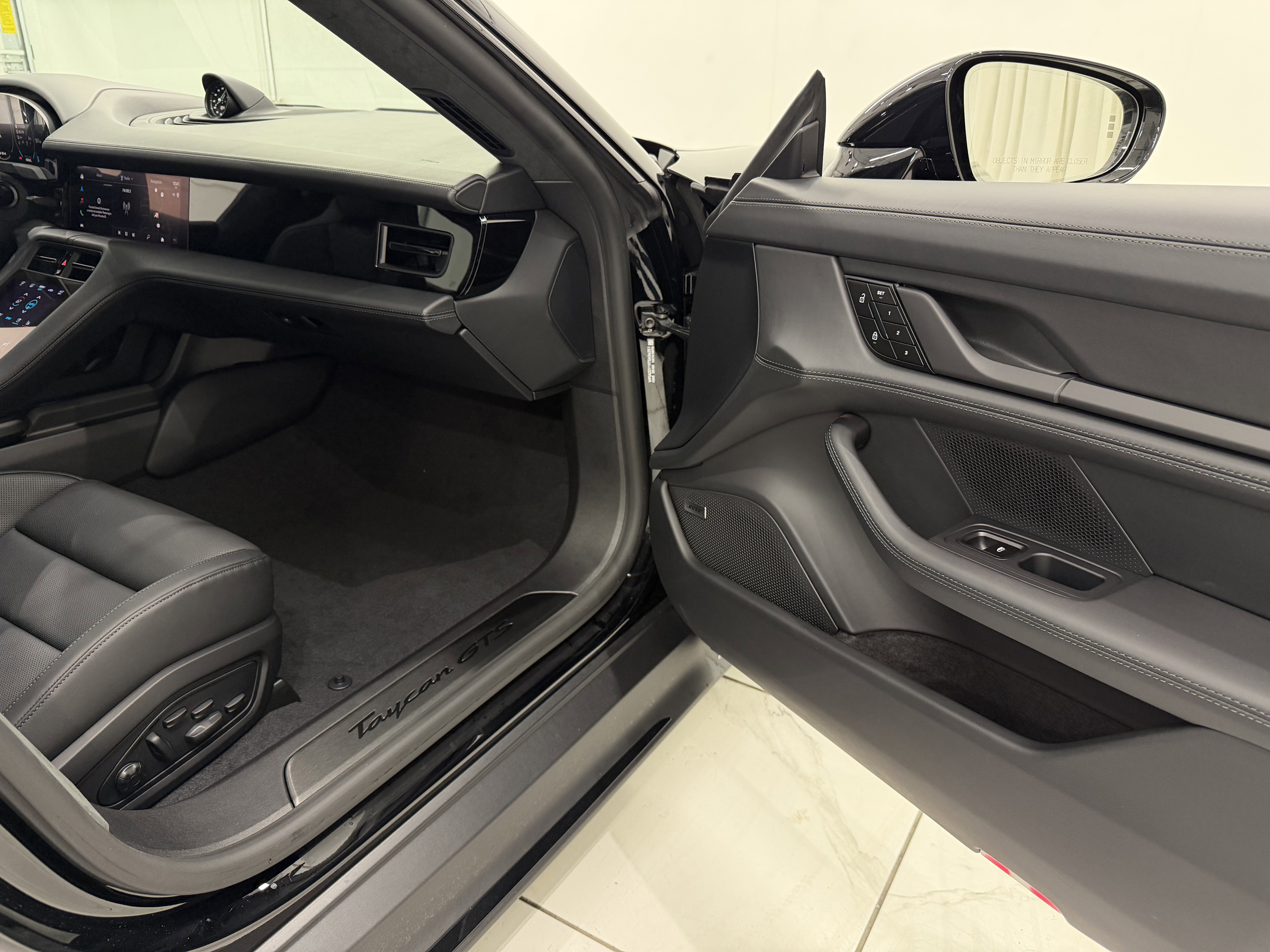 New 2026 Porsche Taycan GTS image 21