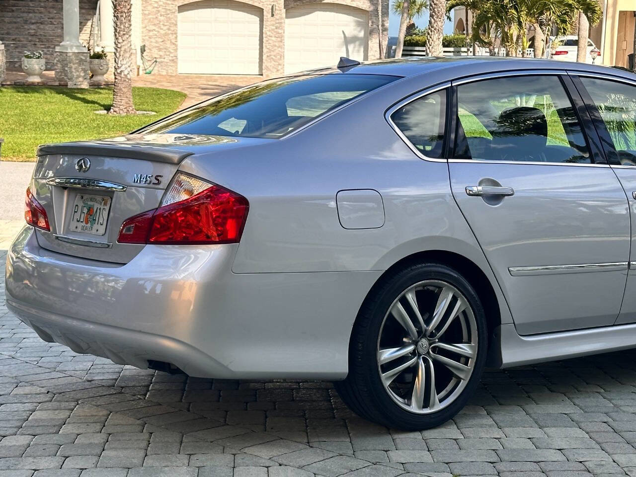 Used 2008 INFINITI M45 w/ Technology Pkg RWD image 6