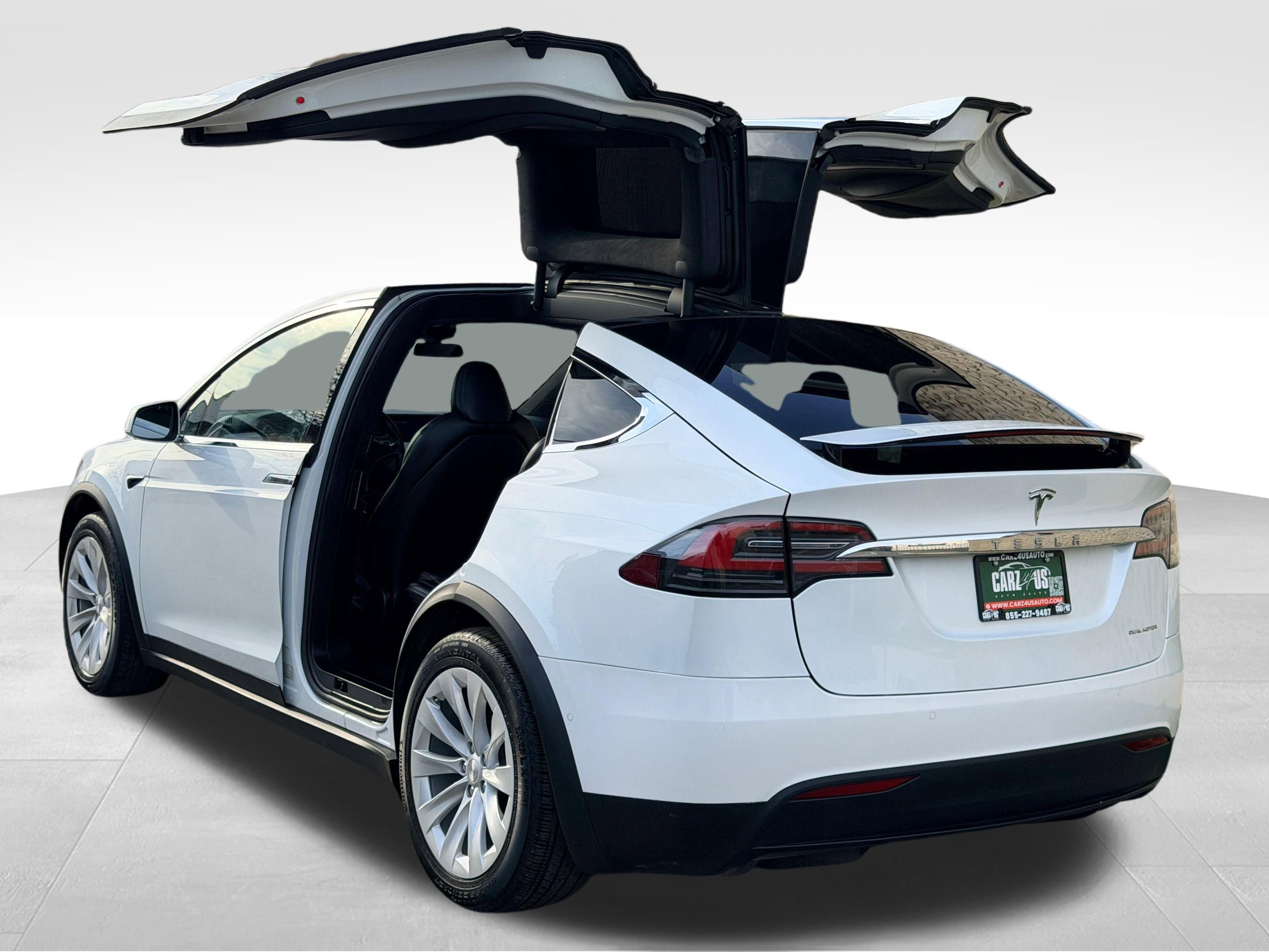 Used 2020 Tesla Model X Long Range image 4