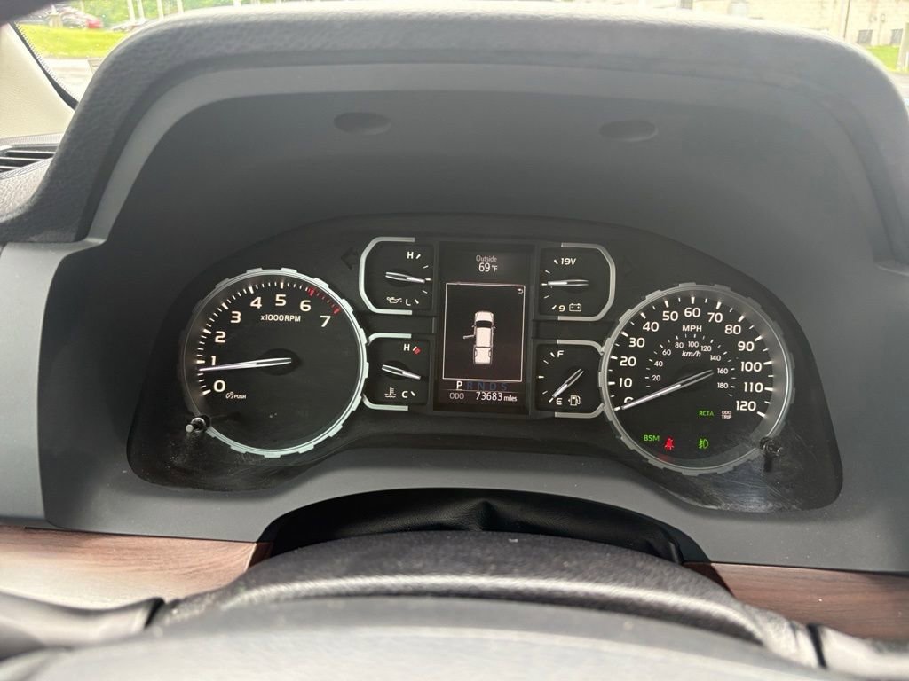 Used 2020 Toyota Tundra Limited w/ Limited Premium Package AWD/4WD image 14
