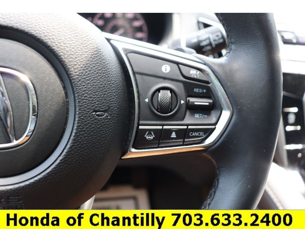 Used 2024 Acura RDX SH-AWD image 13