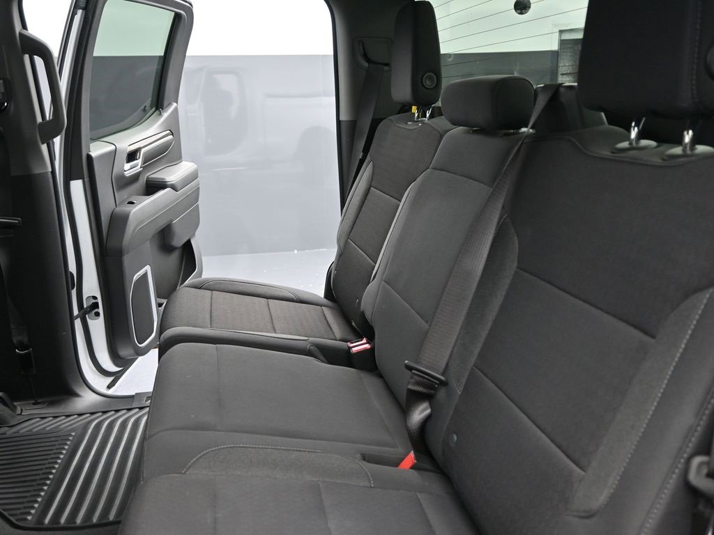 Used 2023 Chevrolet Silverado 1500 LT image 14