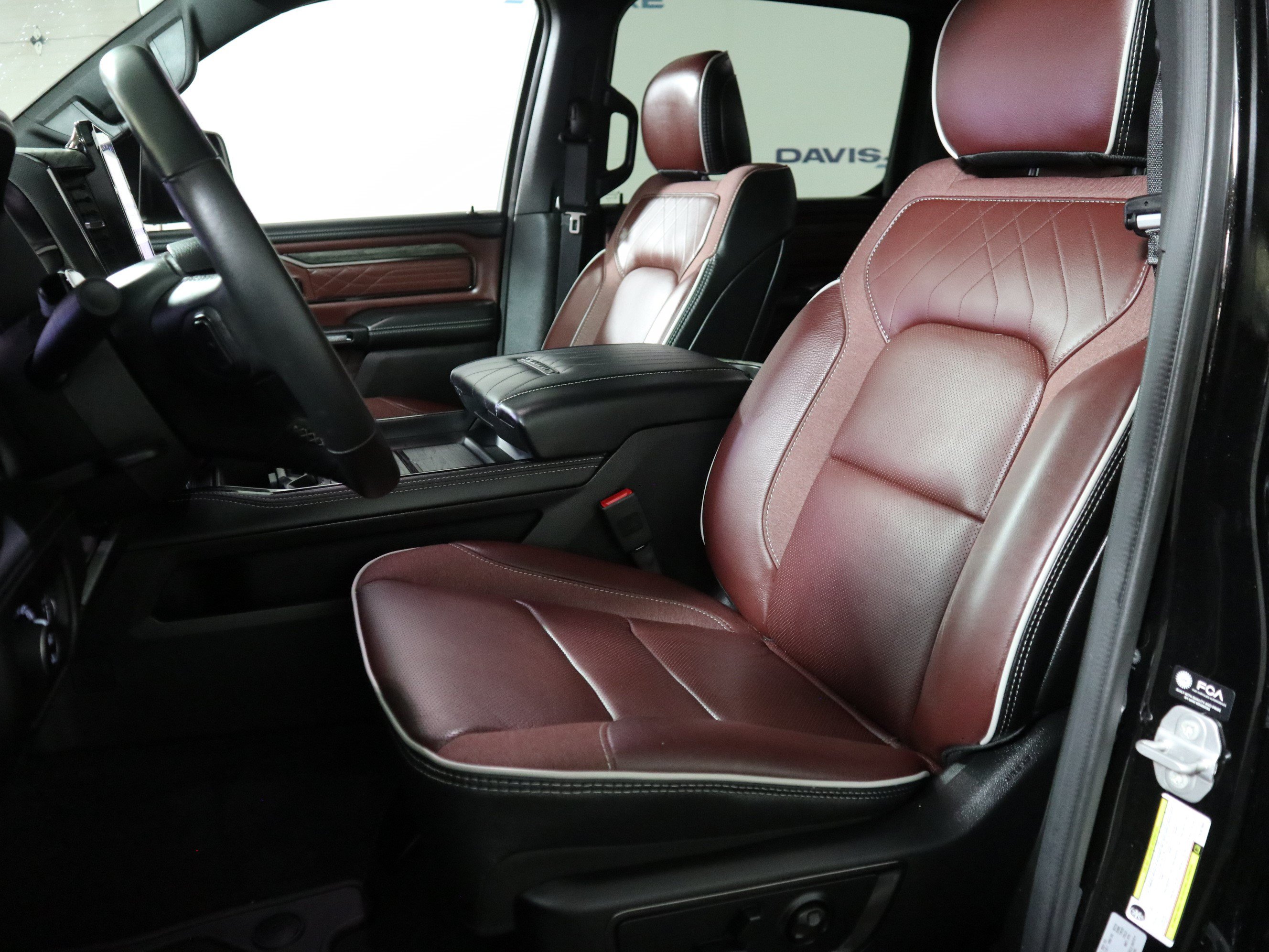 Used 2026 RAM 1500 Limited AWD/4WD image 21
