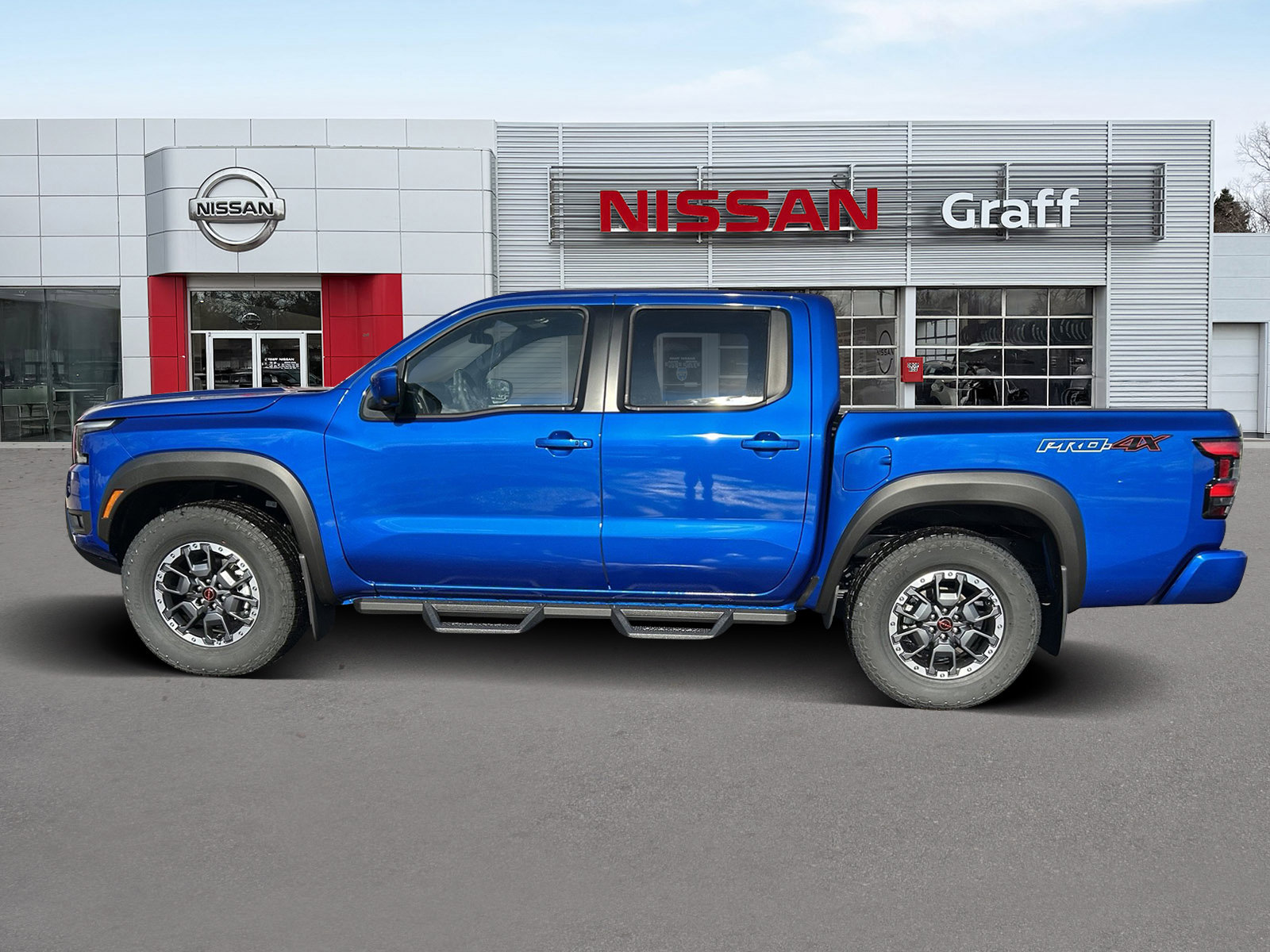 New 2026 Nissan Frontier PRO-4X w/ Pro-4x Convenience Package image 1