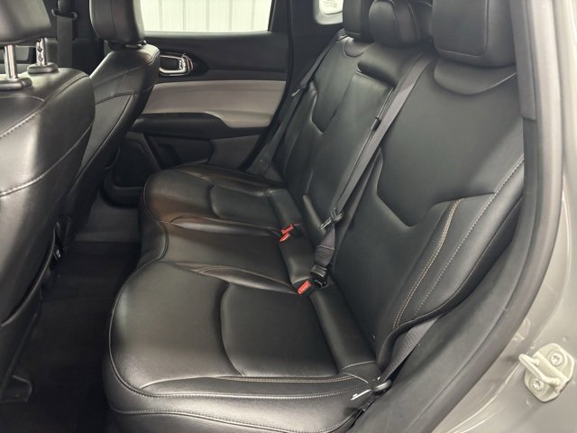 Used 2024 Jeep Compass Limited image 8