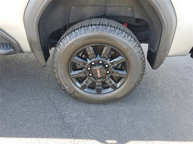 Used 2024 GMC Sierra 2500 AT4 w/ AT4 Premium Plus Package image 5