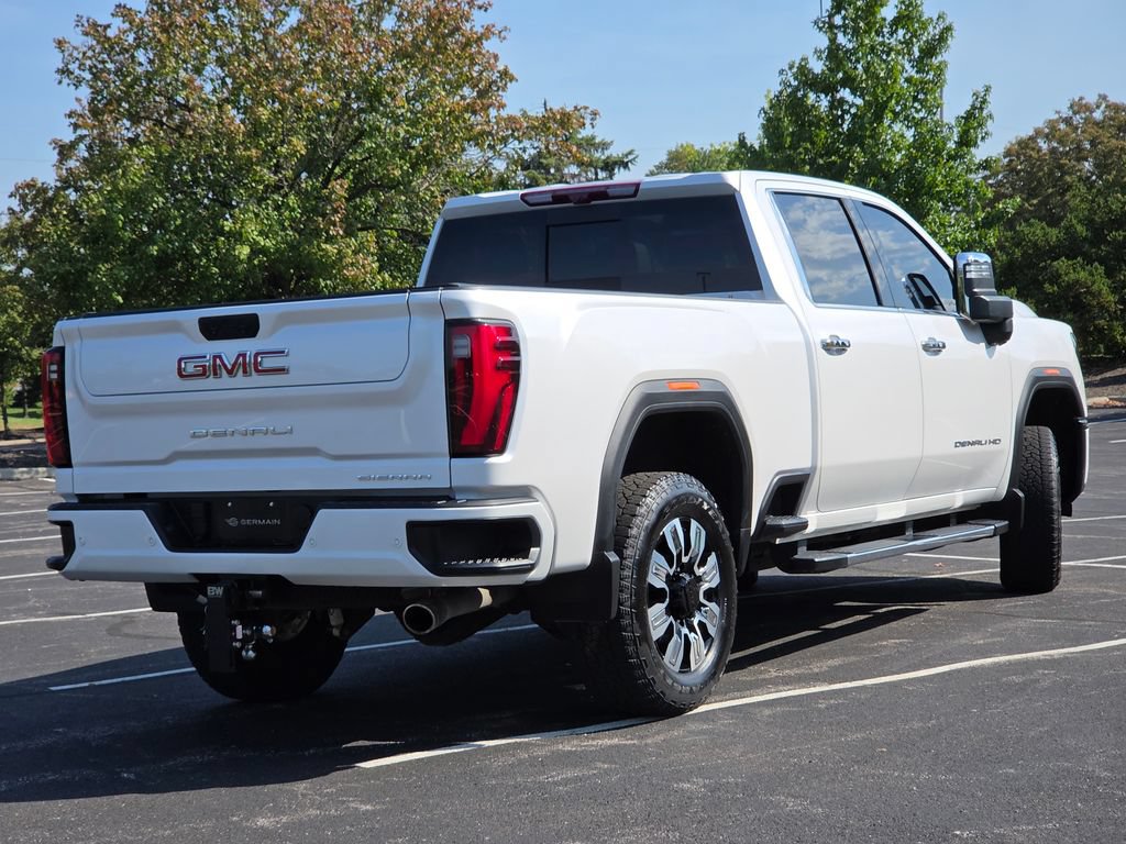 Used 2024 GMC Sierra 3500 Denali w/ Denali Reserve Package AWD/4WD image 31