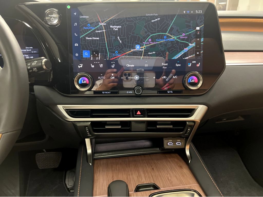 Certified 2026 Lexus RX 350h AWD/4WD image 35