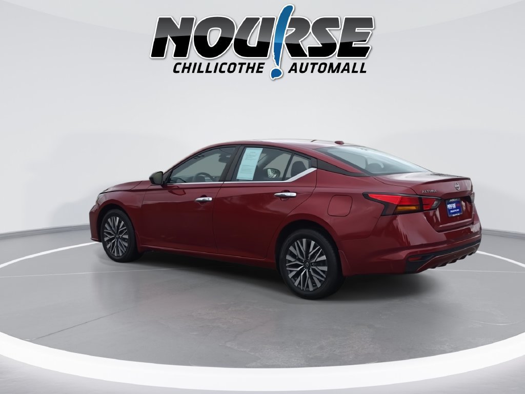 Used 2024 Nissan Altima 2.5 SV AWD/4WD image 6