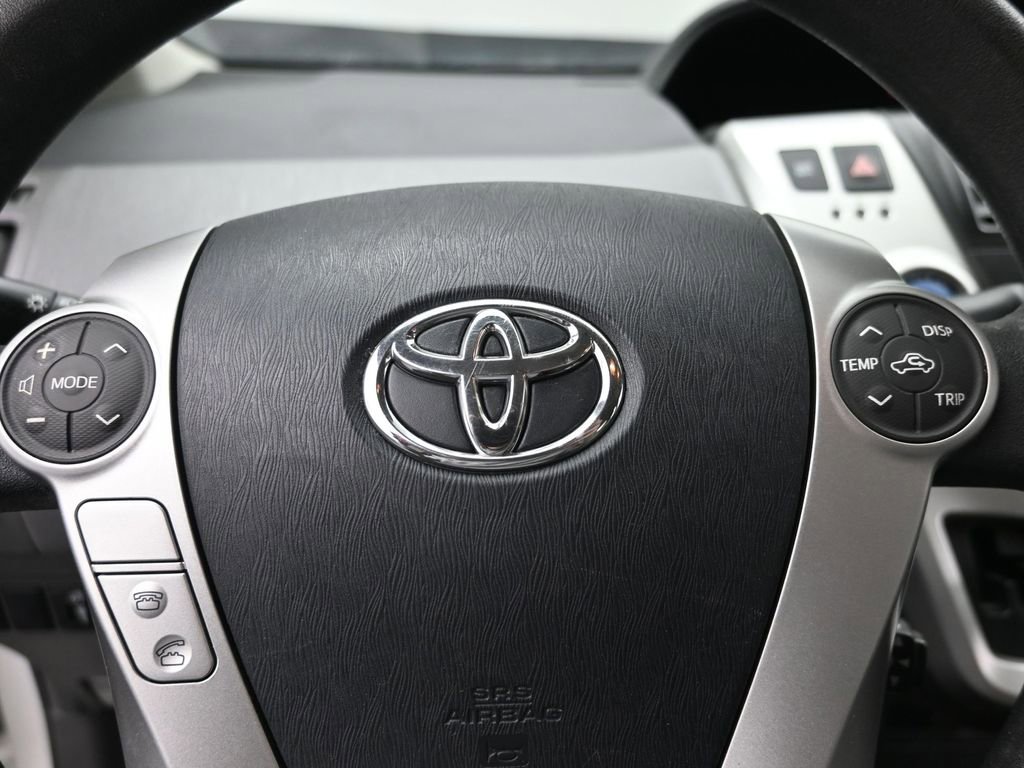 Used 2014 Toyota Prius V Two image 14
