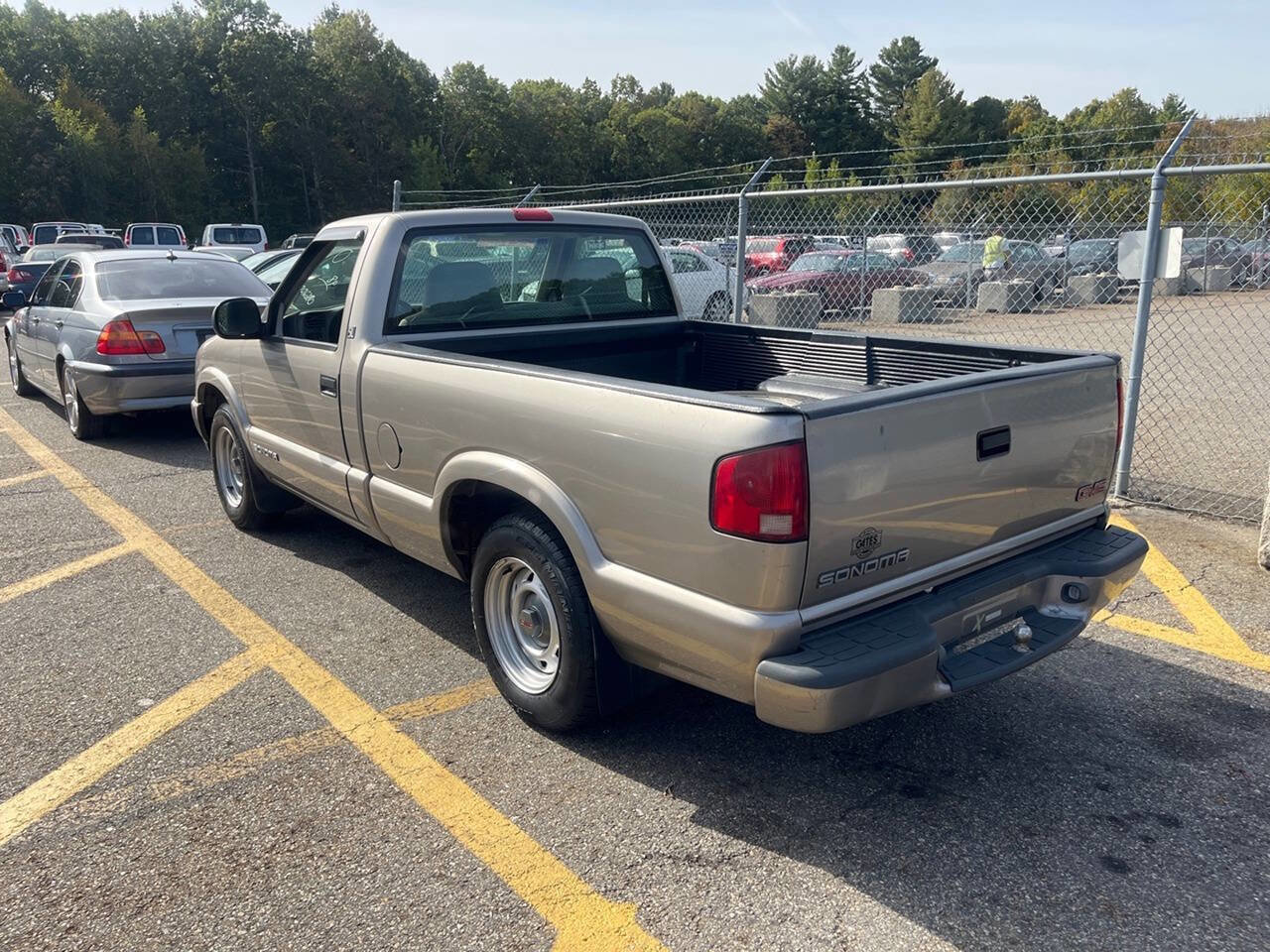 Used 1998 GMC Sonoma SL image 11