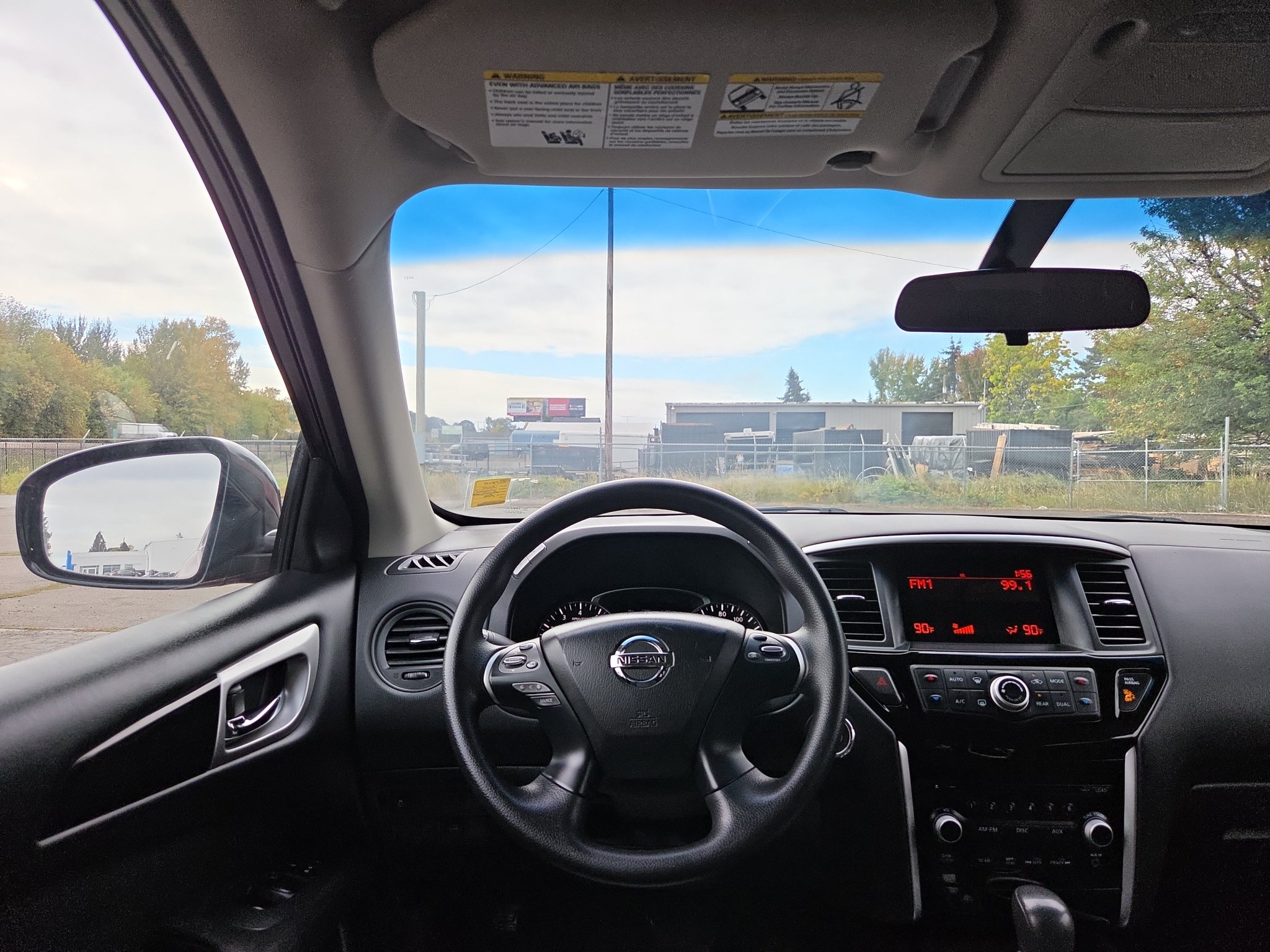 Used 2015 Nissan Pathfinder S AWD/4WD image 26