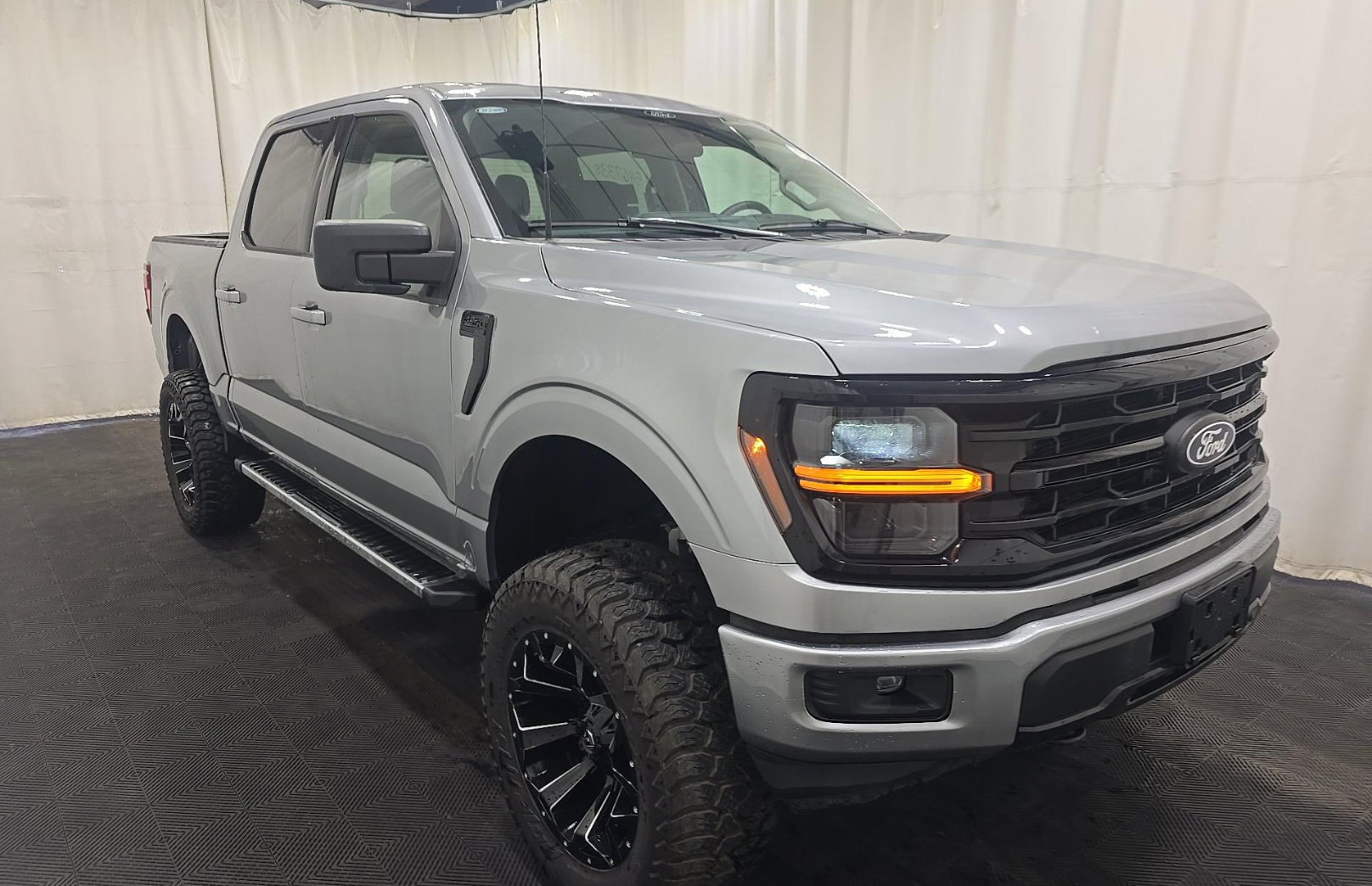 Used 2025 Ford F150 XLT w/ Equipment Group 301A Standard AWD/4WD image 3