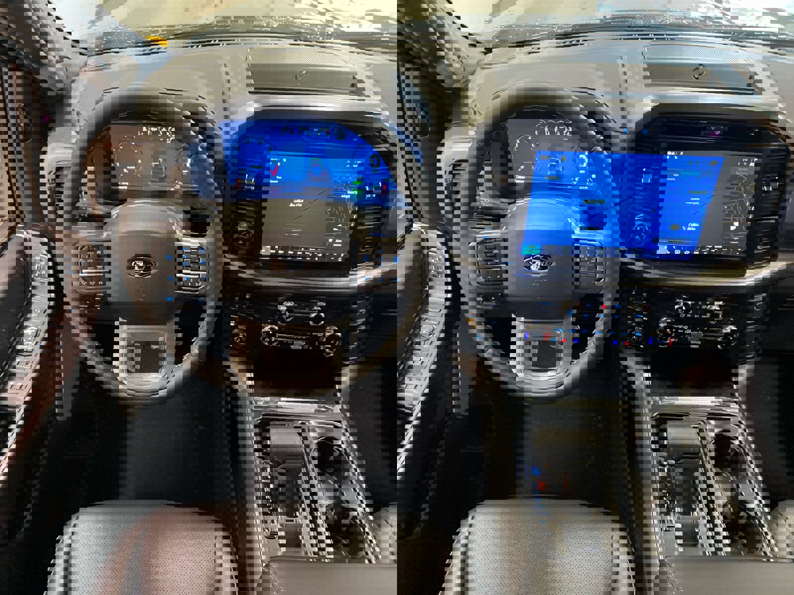 New 2026 Ford F150 Lariat w/ Equipment Group 502A High image 11