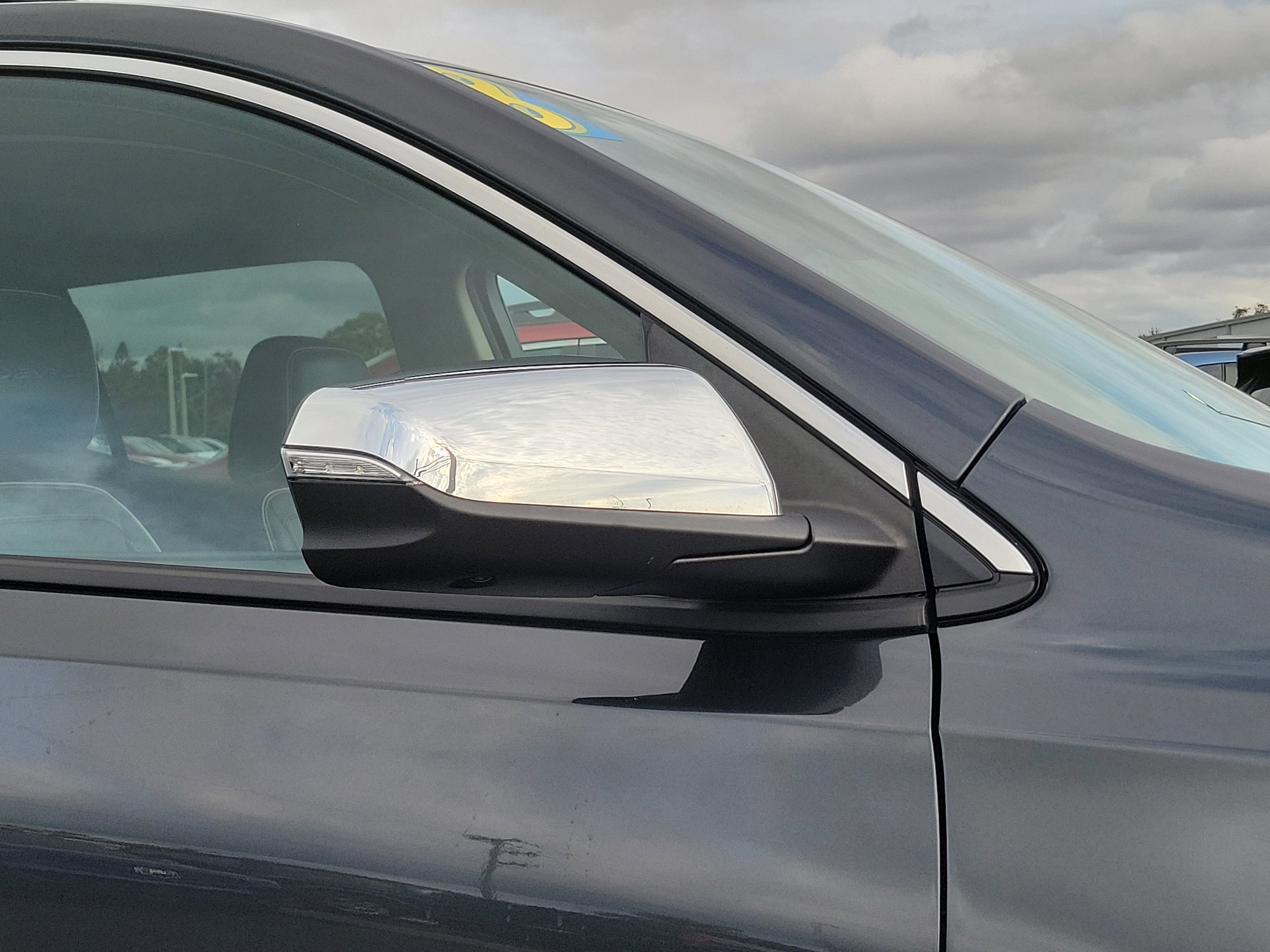 Used 2018 GMC Terrain Denali w/ Advanced Safety Package image 8