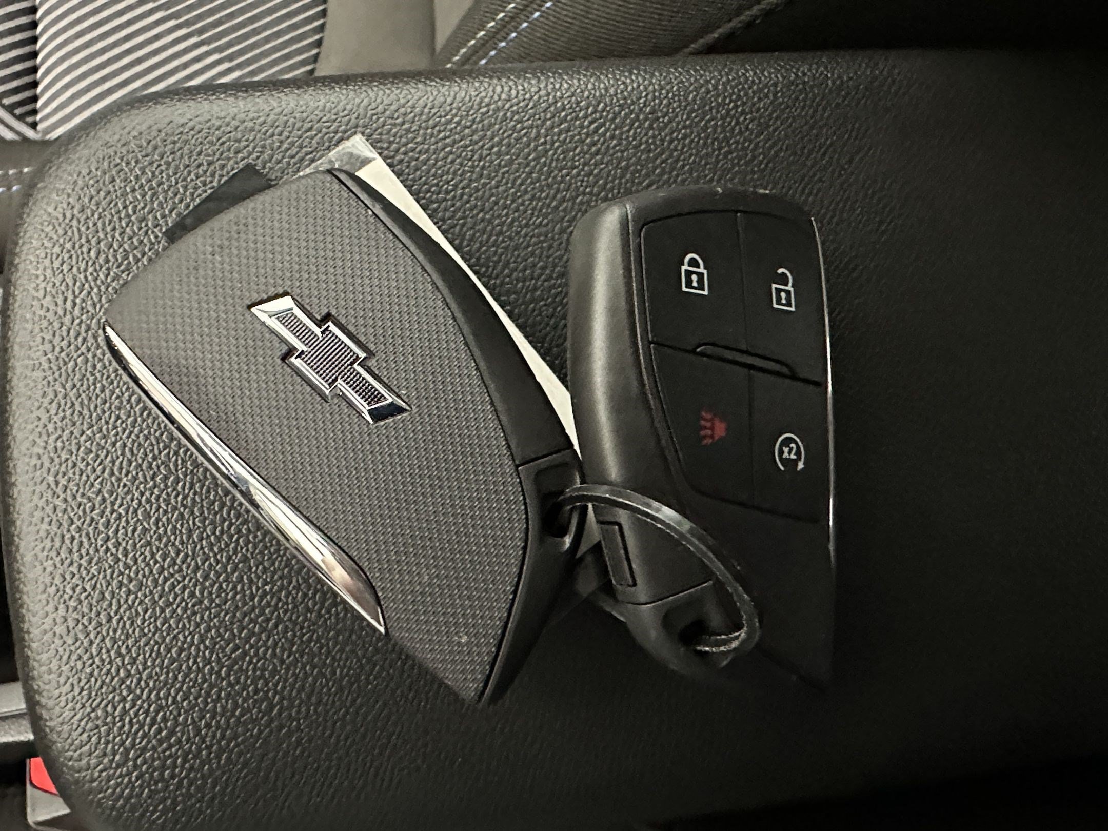 New 2027 Chevrolet Bolt LT w/ Comfort Package FWD image 30