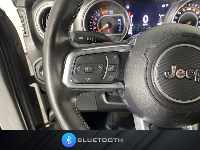 Used 2022 Jeep Wrangler Unlimited Sahara w/ Cold Weather Group AWD/4WD image 25