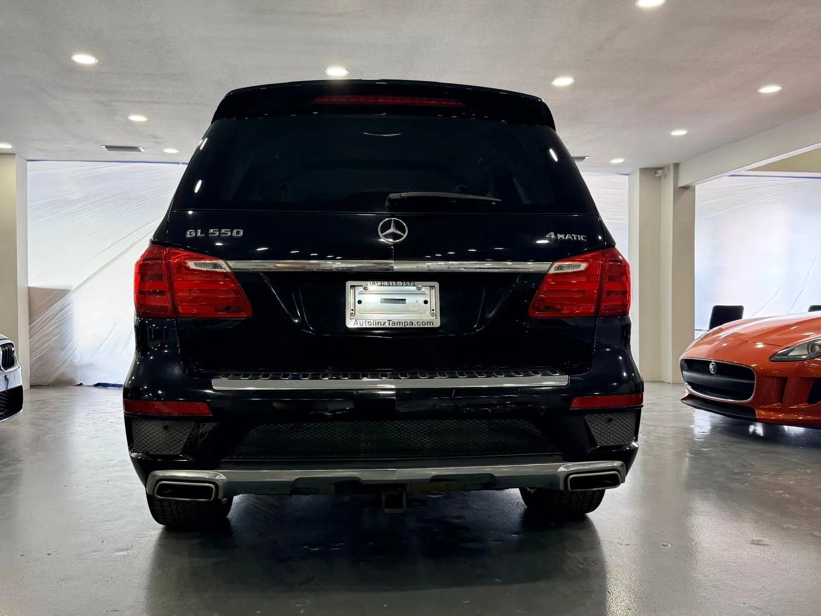 Used 2013 Mercedes-Benz GL 550 4MATIC image 7