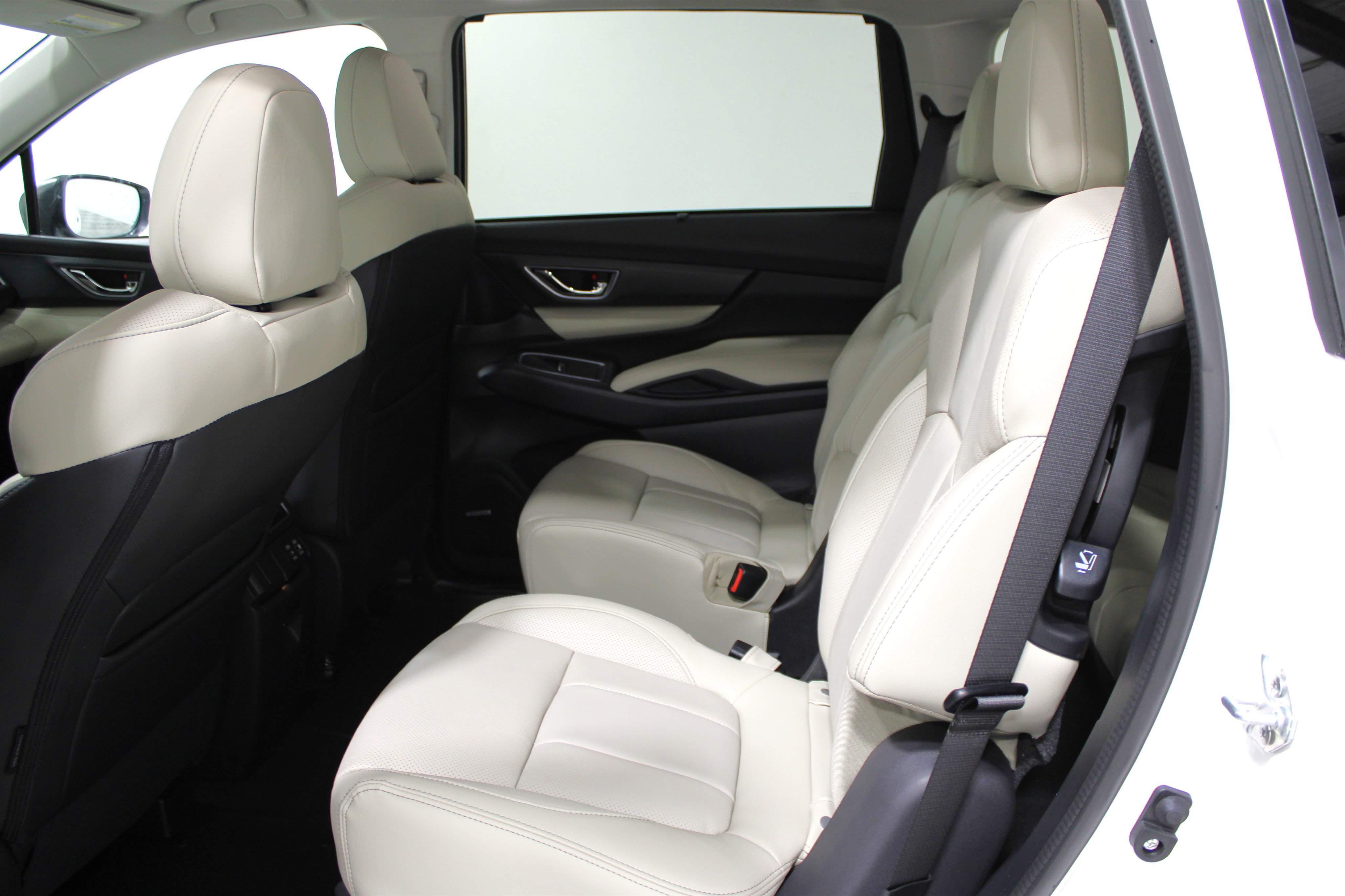 New 2025 Subaru Ascent Limited image 19