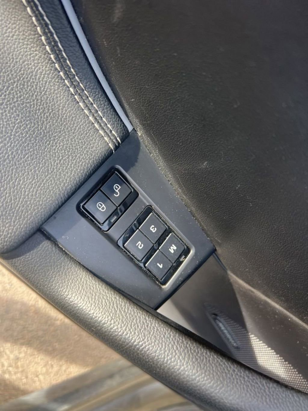 Used 2020 Jaguar F-PACE S image 21