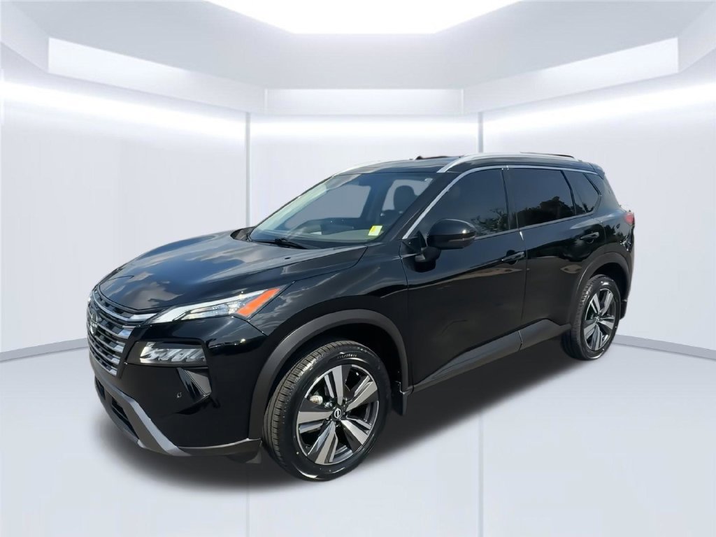 Used 2025 Nissan Rogue SL FWD image 6