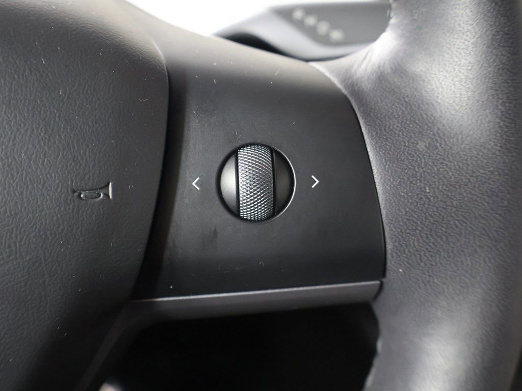 Used 2023 Tesla Model 3 Performance image 42