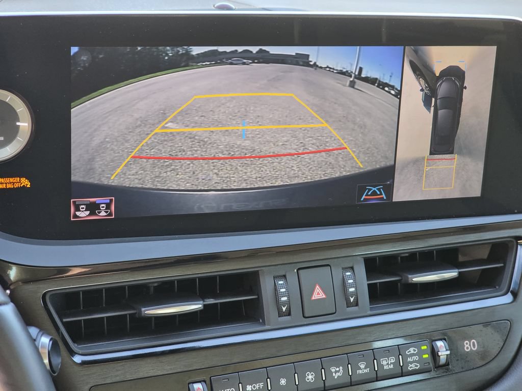 Certified 2022 Lexus ES 300h Ultra Luxury w/ Accessory Package 2 FWD image 16