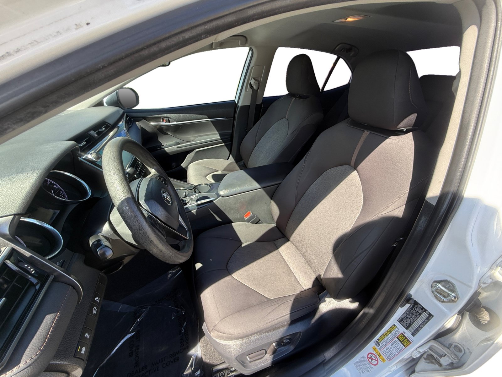Used 2019 Toyota Camry LE w/ Carpet Mat Package FWD image 9