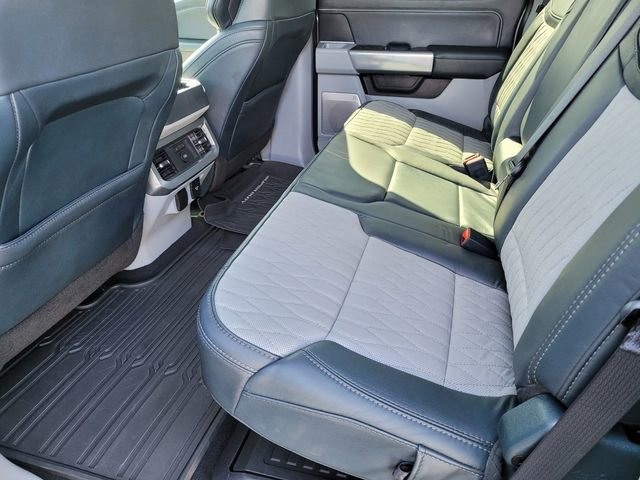 Used 2024 Ford F250 Limited w/ FX4 Off-Road Package image 19